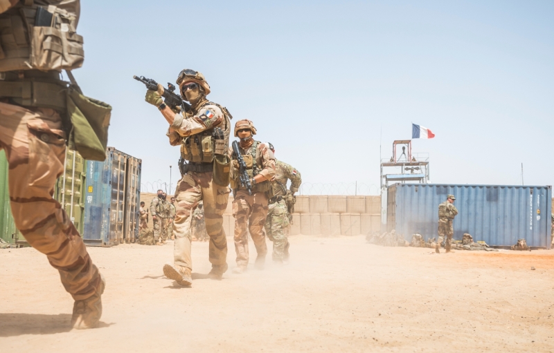 Malí acusa a Francia de apoyar a los terroristas en su suelo