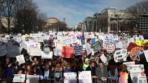 Manifestations aux États-Unis contre la vente et la possession d'armes à feu