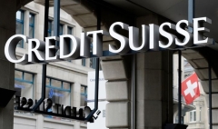 Die Credit Suisse wird 9000 Stellen abbauen: Der Schweizer Bankenriese Credit Suisse kündigte am Donnerstag Pläne an, 9.000 Stellen abzubauen und seine Deal-Making-Einheit zu verkaufen. Die Ankündigung folgt einer Reihe von Skandalen und Milliardenverlusten.