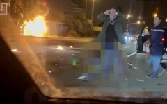 Ataque terrorista mata a la hija del filósofo ruso Dugin en una explosión de automóvil: Una poderosa explosión destrozó un SUV cerca de Moscú el sábado por la noche, matando instantáneamente a su conductor, identificado como Darya Dugina, la hija del comentarista político ruso Aleksandr Dugin.